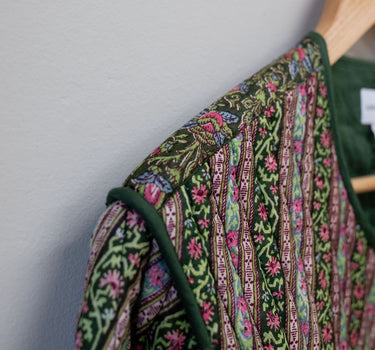 #14 Reclaimed Silk Print Sari Quilted Jacket (M)